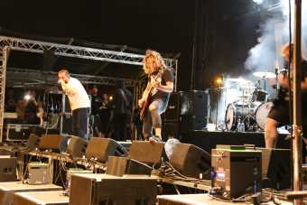 Mass Hysteria 2 (2)