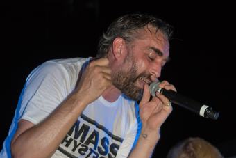Mass Hysteria 25